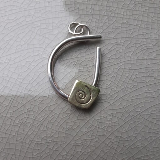 Helical, zilveren druppel hanger