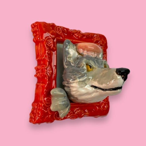 Wilma de Wolf van keramiek om op te hangen