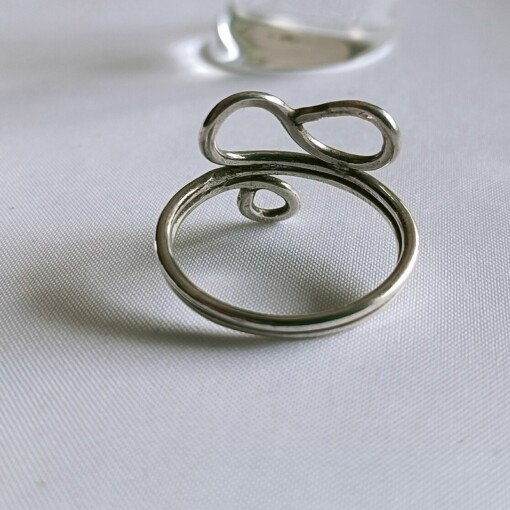 Zilveren ring in bohemian style