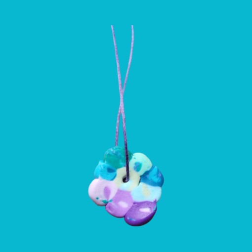 JuWen 2 Oorbellen Uniek handwerk in polymeerklei , een sieraad voor jou of als cadeau