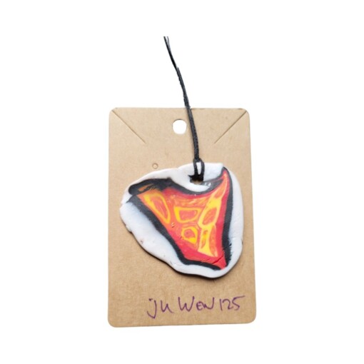 JuWen 2 Oorbellen Uniek handwerk in polymeerklei , een sieraad voor jou of als cadeau