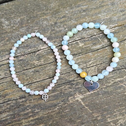 Natuursteen armbanden met bedel, set in 2 variaties!