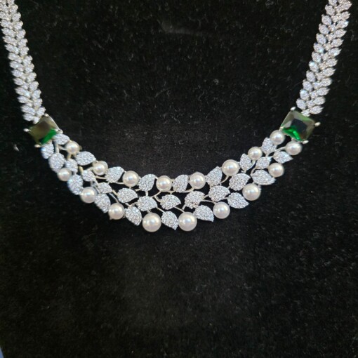 Cubic zirconia met parels ketting set