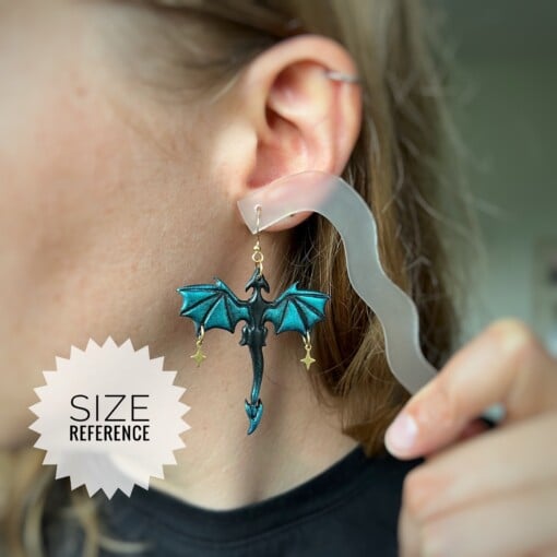 Draak oorbellen - glimmend blauw en zwart