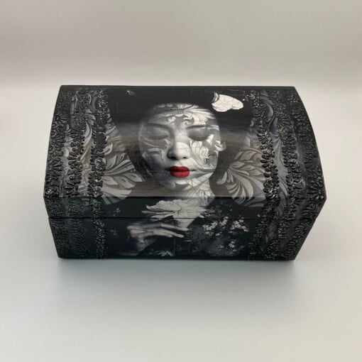 Handgedecoreerd kistje ‘Antracia’ voor interieur of cadeau