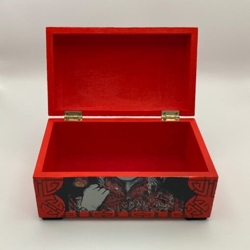Handgedecoreerd kistje ‘The Empress and The Butterfly’ voor interieur of cadeau