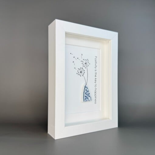 Positiviteit in Delfts Blauw – Handgemaakt Kunstwerk met Porseleinscherf