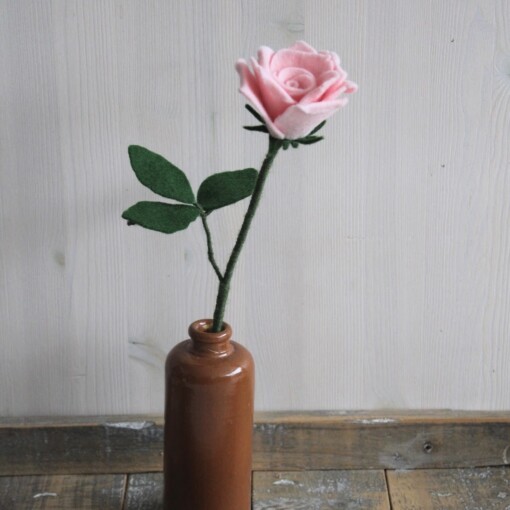 Handgemaakte Vilten Roos rood/wit/roze/