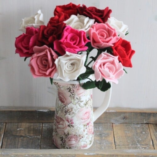 Handgemaakte Vilten Roos rood/wit/roze/