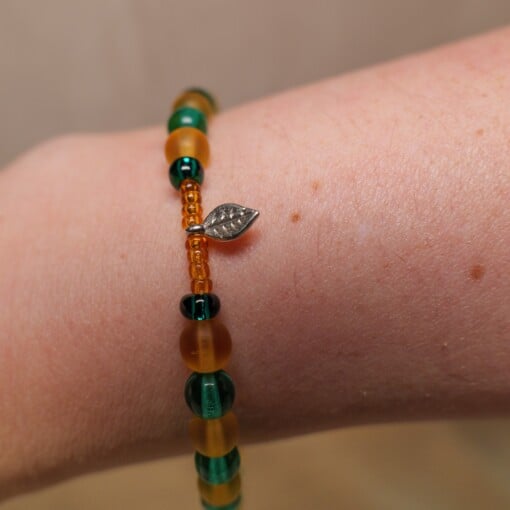 Armband herfst met ronde kralen en rocailles