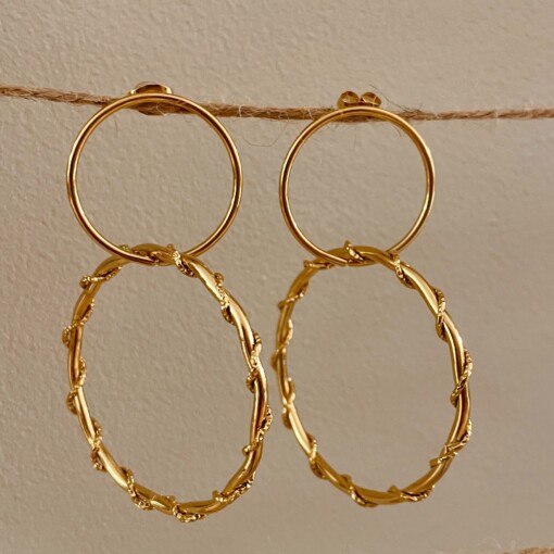 Gouden 2-loops oorbellen / dubbele creolen – minimalistisch & boho