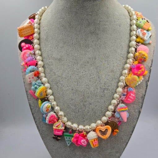 Handgemaakte, One-of-a-kind ketting: Fun Food