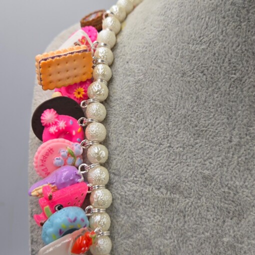 Handgemaakte, One-of-a-kind ketting: Fun Food
