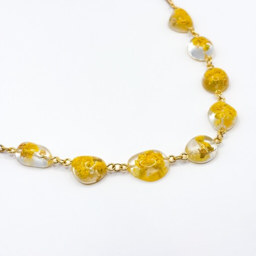 Ketting met Stenen Gevuld met Echte Bloemen uit Utrecht (The Blossom Chapter))