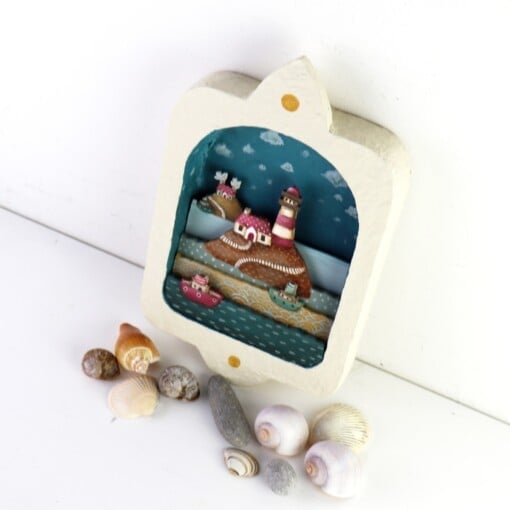 Handgemaakt Muur Diorama Vuurtoren, Eilandjes en Bootjes
