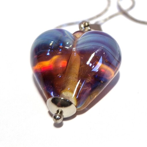 Ketting glaskraal hartje blauw-paars