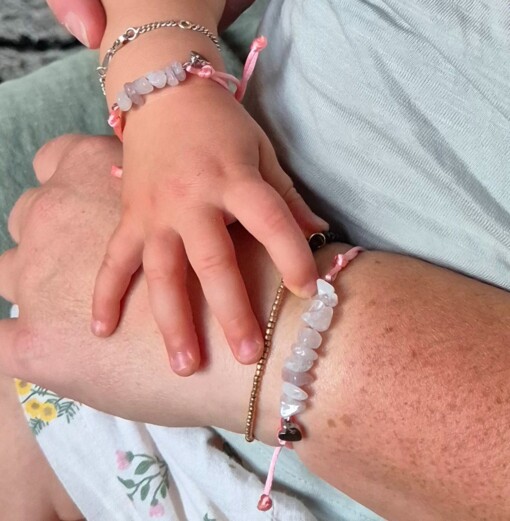 Roze schuifarmband voor moeder en dochter met rozenkwarts