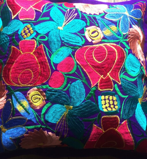 Paars blauw orange mexicaanse kussenhoes uit de Chiapas regio