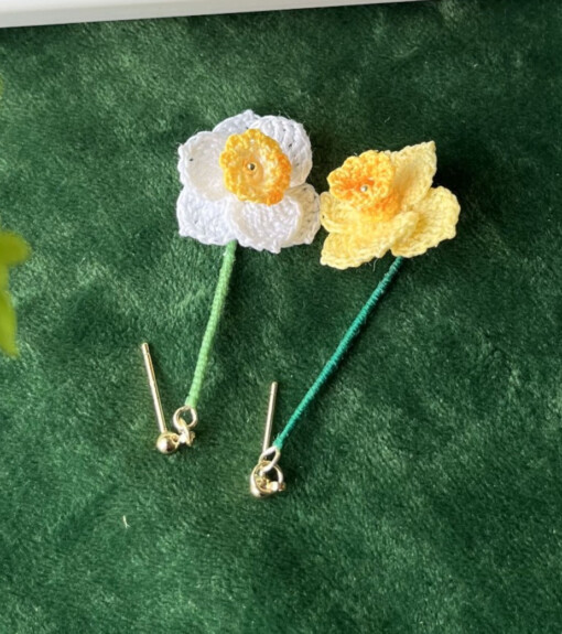 Micro Gehaakte Narcis Oorbellen