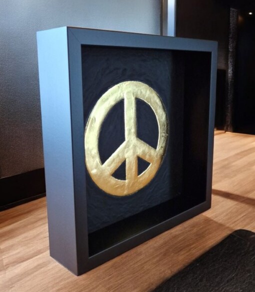 Peace logo 23ct goud verguld kunstwerk in lijst