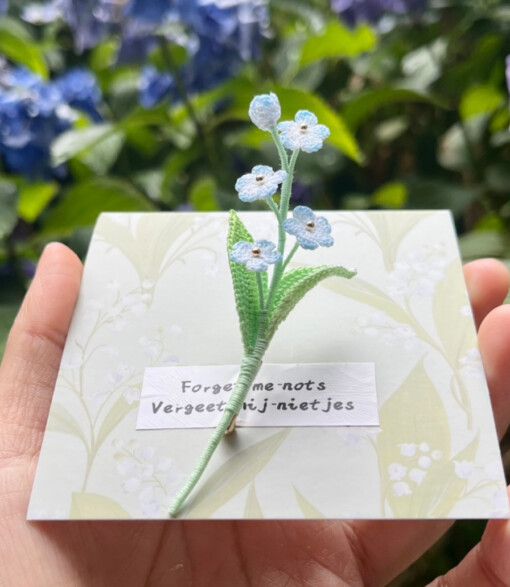 Micro Gehaakte Vergeet-mij-niet Broche