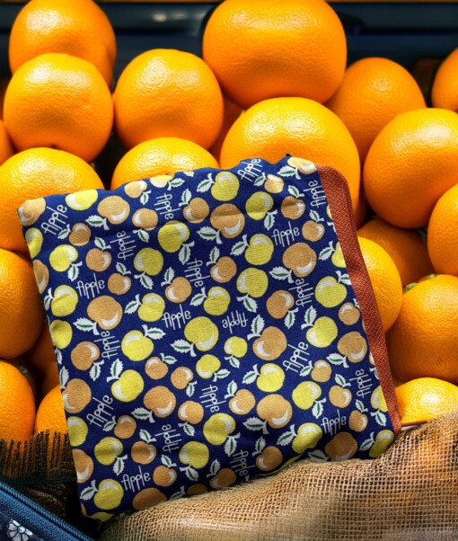 pouch van katoen met rits en appelmotief