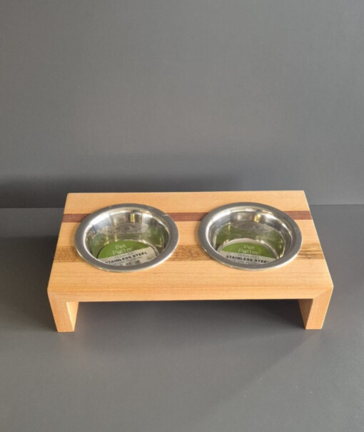 Handgemaakte houten Voederbakje Maat M