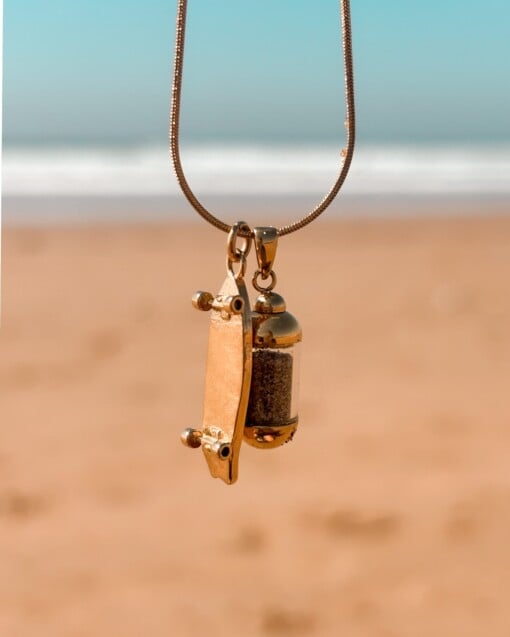 Laguna Beach Pendant ketting Skateboard goud