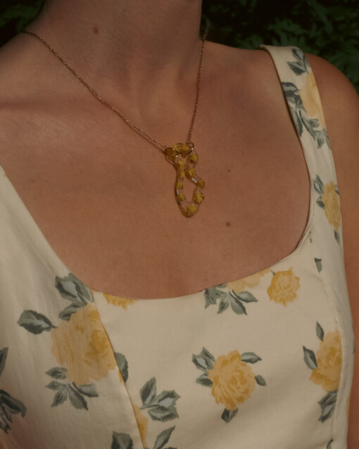 Organische Ketting met Echte Bloemen uit Amsterdam (draag op 2 manieren) (Limoncello Romance)