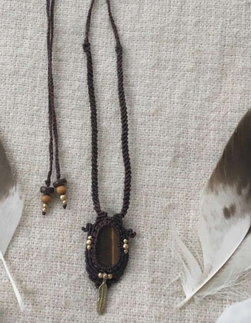 Macrame ketting met tijgeroog handgemaakt