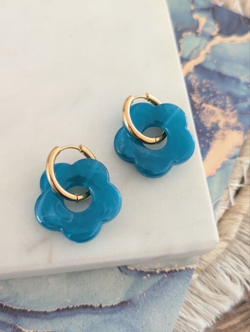 Big bold flower oorbellen goud (2 kleuren)