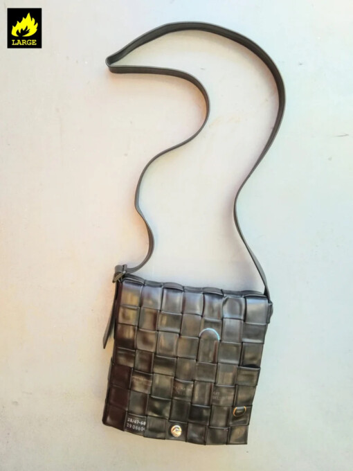 Retyred shoulderbag large