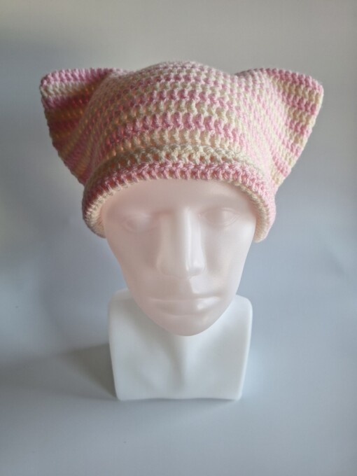 Gehaakte muts 'Baby pink & cream'
