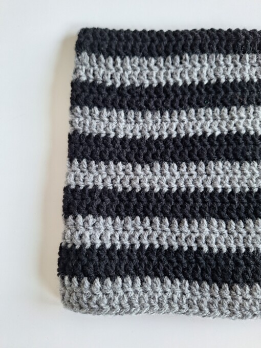 Gehaakte muts 'Black & grey'