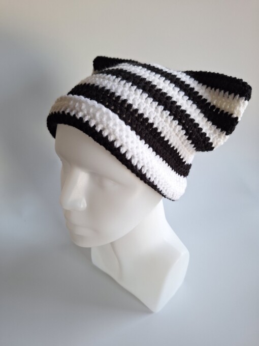 Gehaakte muts 'Black & white'