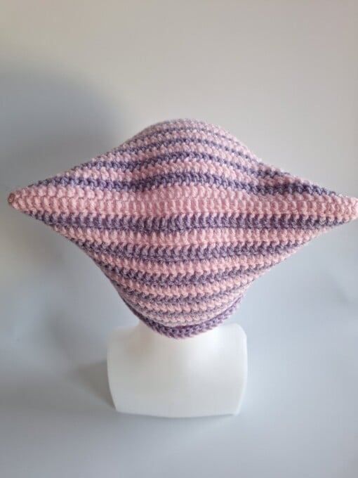 Gehaakte muts 'Lilac & babypink'