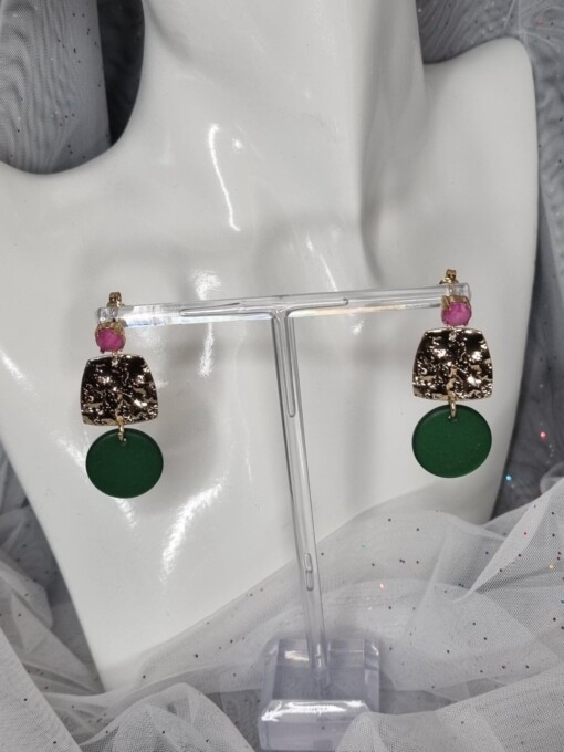 Polaris en Swarovski oorbellen met verguld tussenstuk - groen en roze