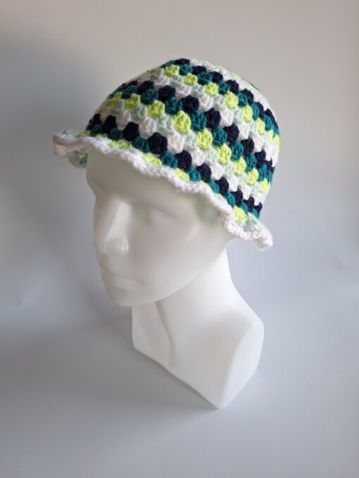 Gehaakte bucket hat 'Kiwi'
