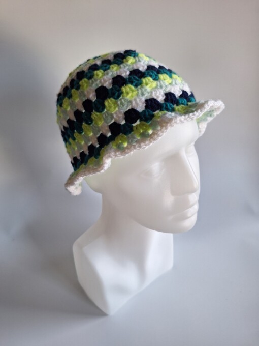 Gehaakte bucket hat 'Kiwi'