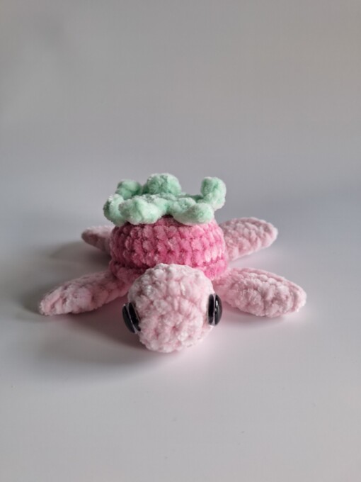 Gehaakte knuffel 'Strawberry turtle'