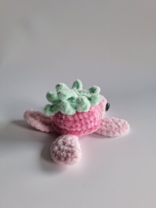 Gehaakte knuffel 'Strawberry turtle'