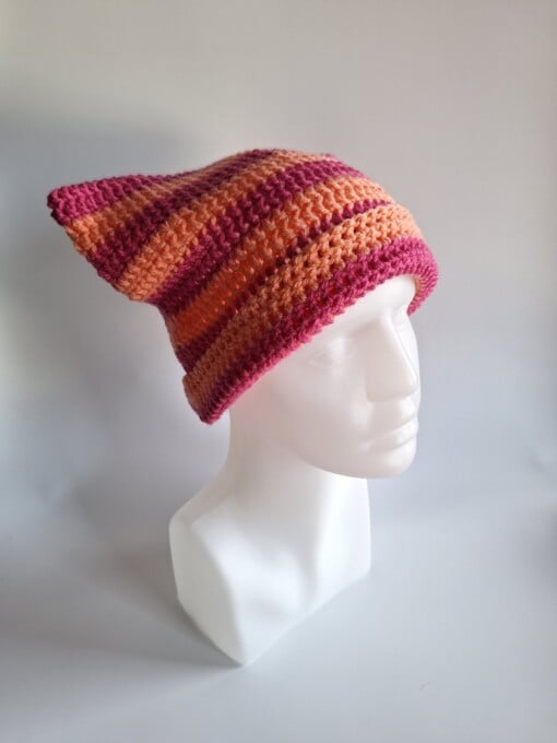 Gehaakte muts 'Coral & hot pink'