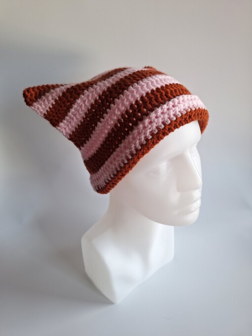 Gehaakte muts 'Rust & baby pink'