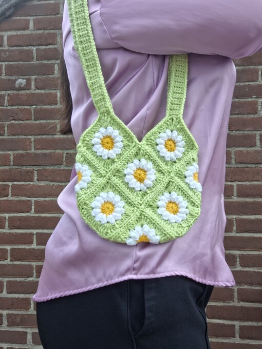 Gehaakte tas 'Green daisy'