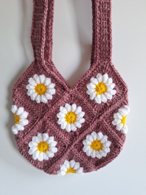 Gehaakte tas 'Mauve daisy'