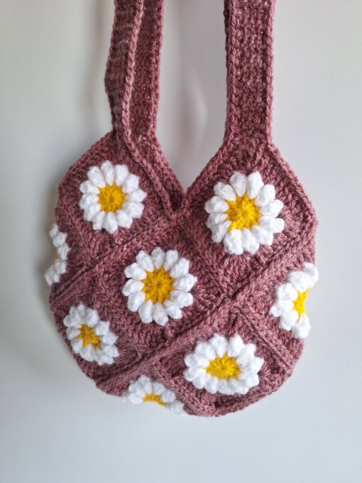 Gehaakte tas 'Mauve daisy'