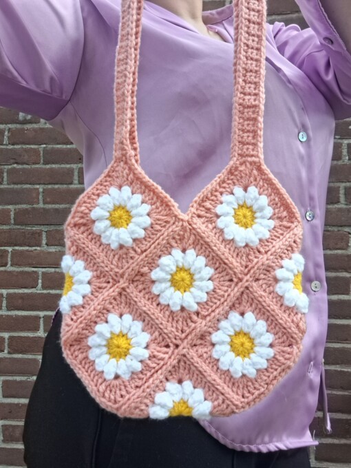Gehaakte tas 'Pink daisy'