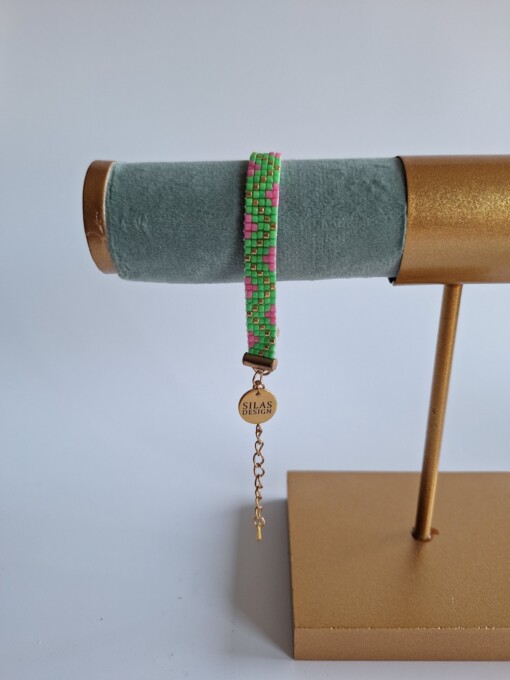 Geweven kralen armband 'Green zigzag'
