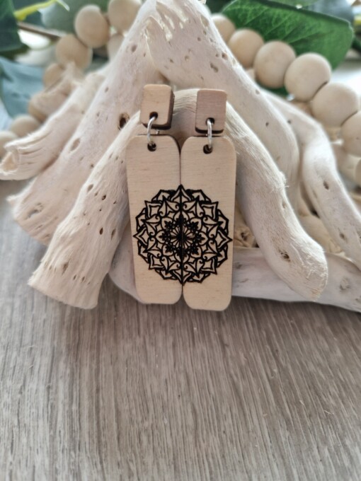 Oorbellen met mandala design