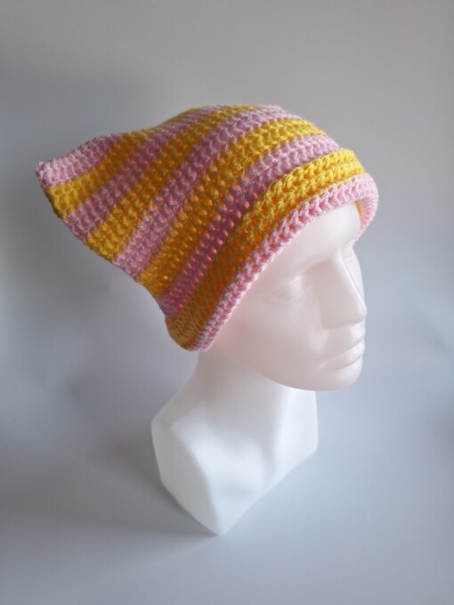 Gehaakte muts 'Baby pink & yellow'